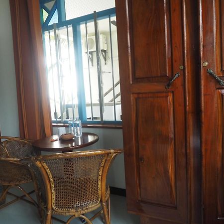 Main Reef Guest House Hikkaduwa Ngoại thất bức ảnh