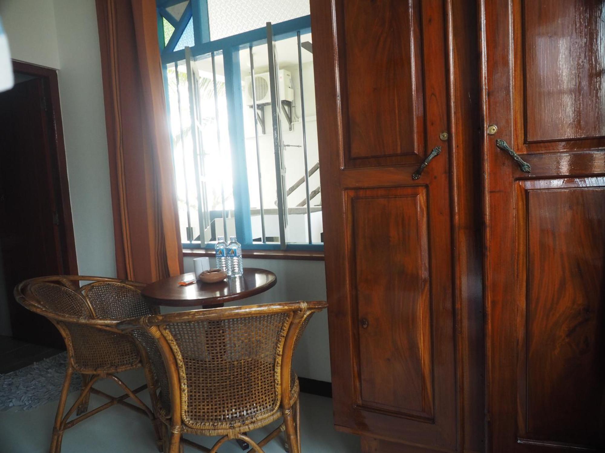 Main Reef Guest House Hikkaduwa Ngoại thất bức ảnh