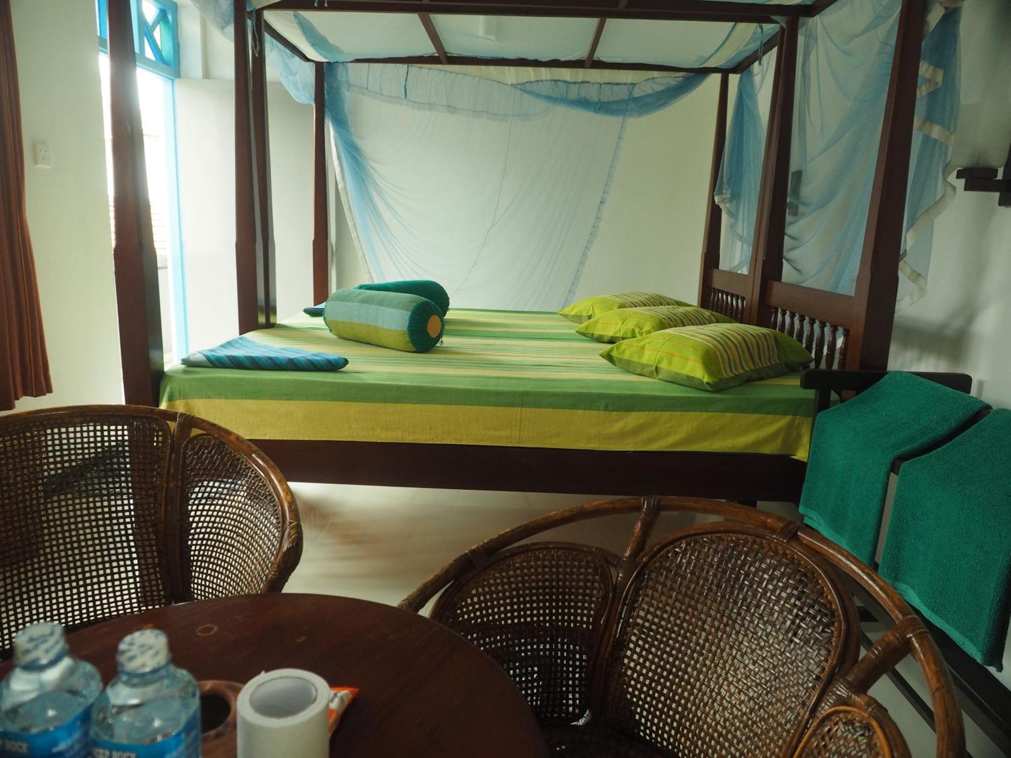 Main Reef Guest House Hikkaduwa Ngoại thất bức ảnh