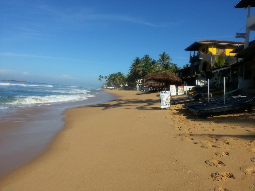 Main Reef Guest House Hikkaduwa Ngoại thất bức ảnh