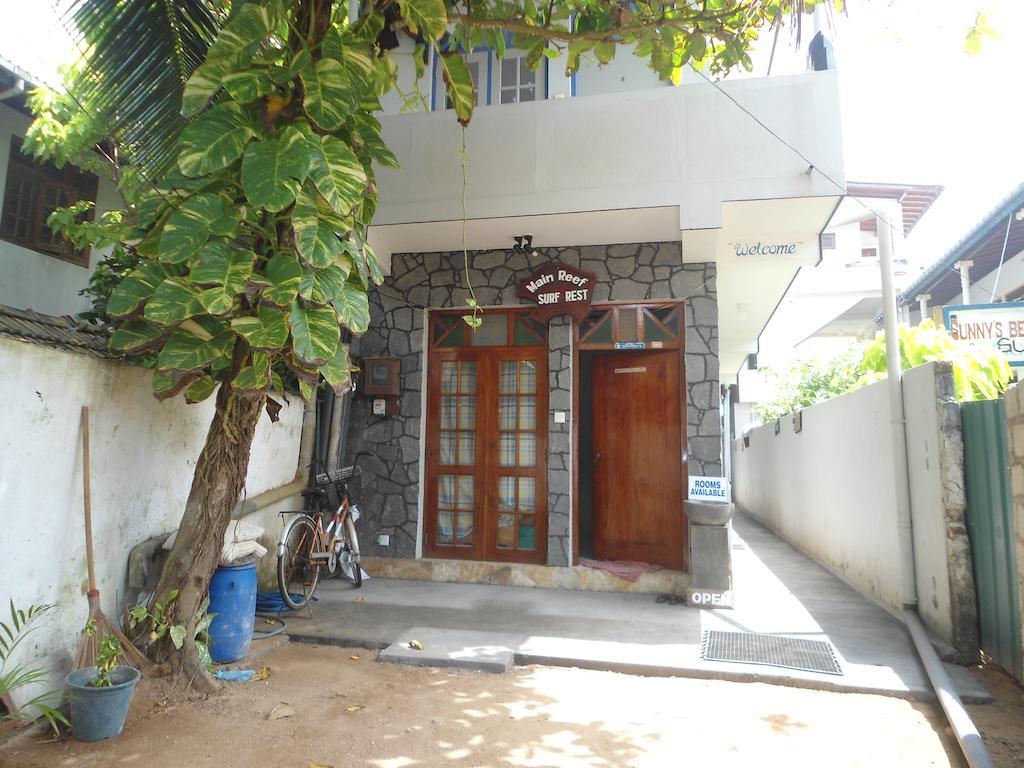 Main Reef Guest House Hikkaduwa Ngoại thất bức ảnh