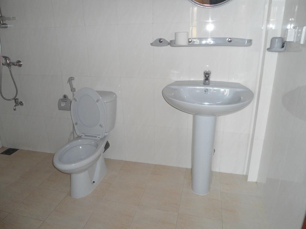 Main Reef Guest House Hikkaduwa Phòng bức ảnh