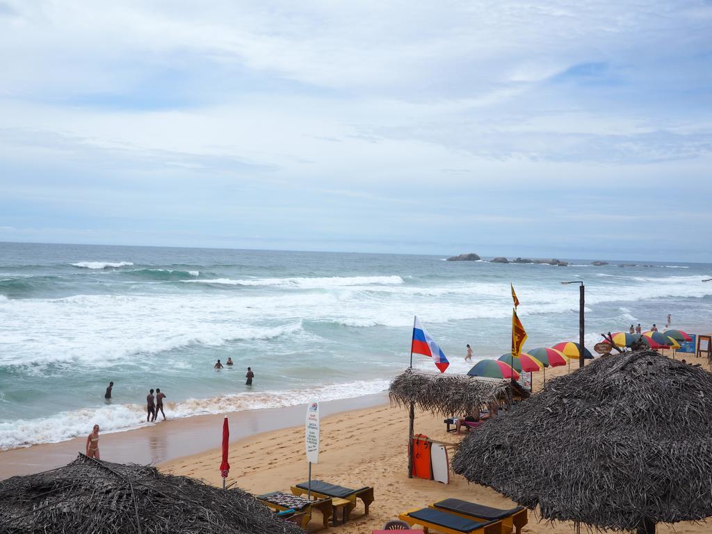 Main Reef Guest House Hikkaduwa Ngoại thất bức ảnh