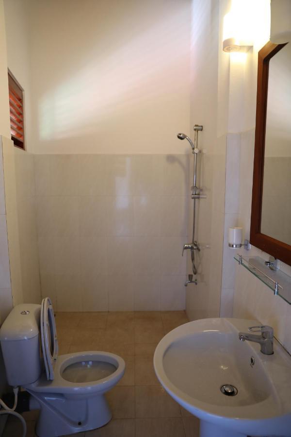 Main Reef Guest House Hikkaduwa Ngoại thất bức ảnh