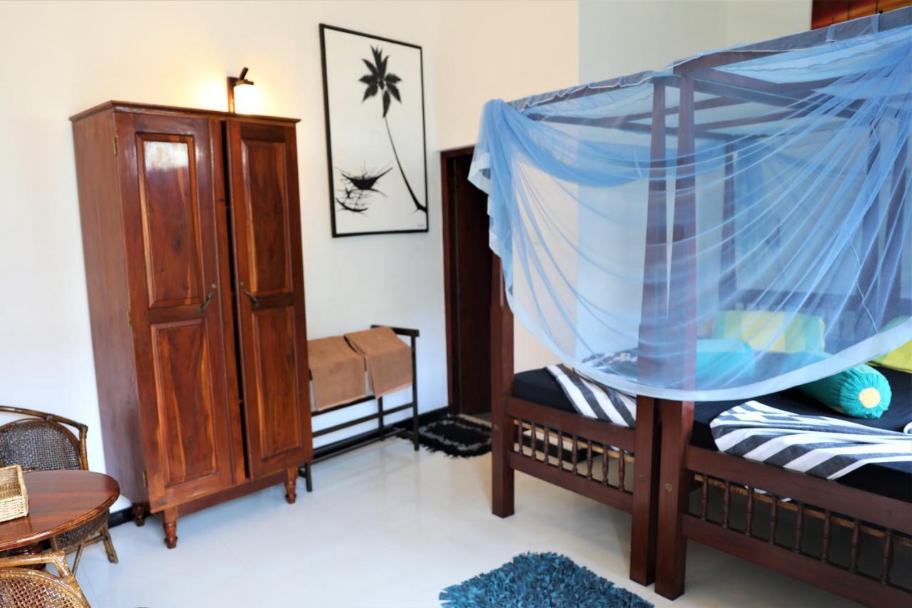 Main Reef Guest House Hikkaduwa Ngoại thất bức ảnh